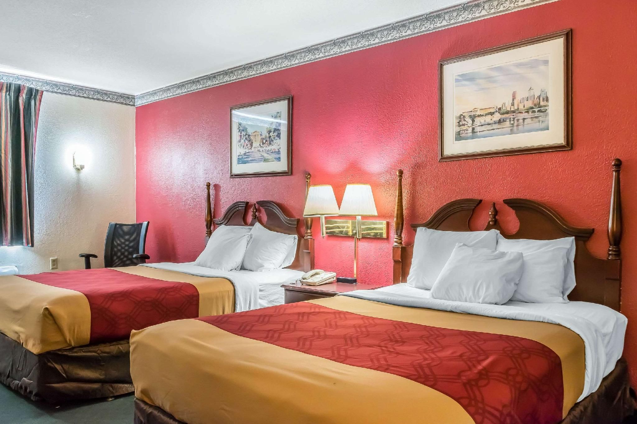 2 Double Beds, Smoking