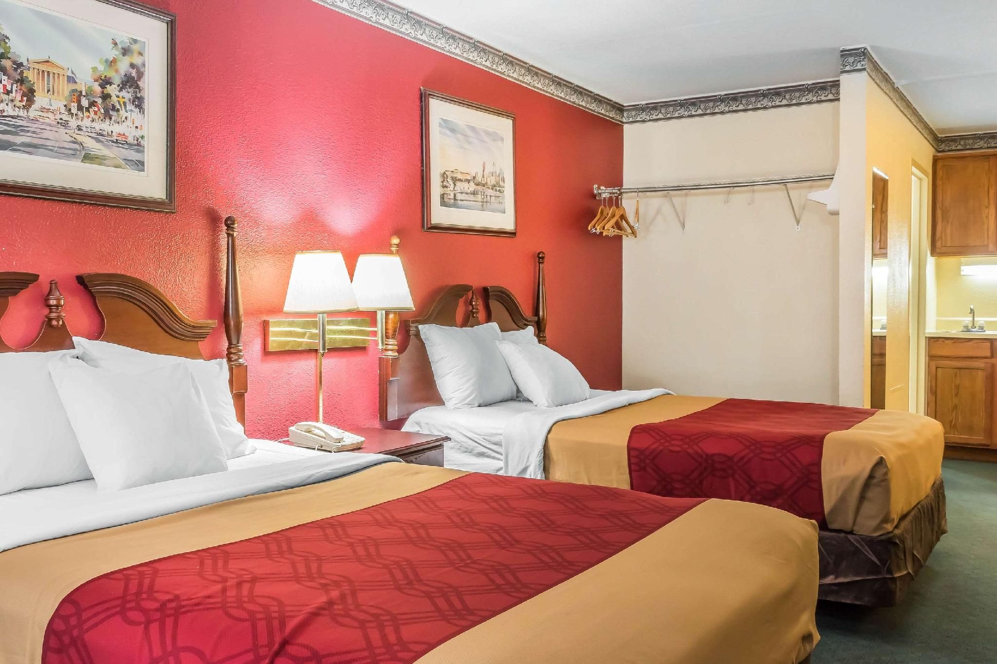 2 Double Beds, Smoking