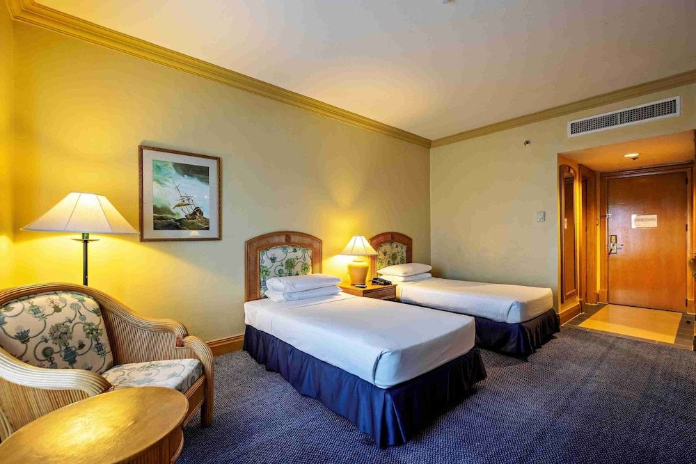 Waterfront Cebu City Hotel & Casino Standard Room