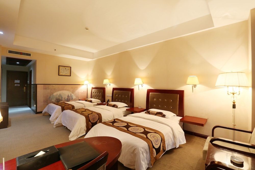 Deluxe Triple Room