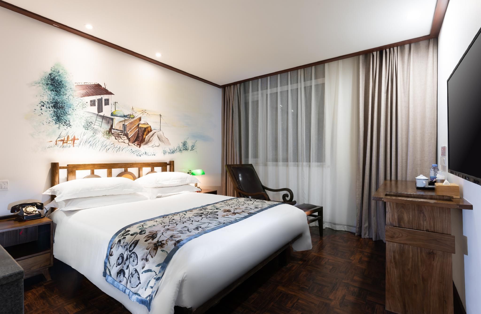 Economy King Room