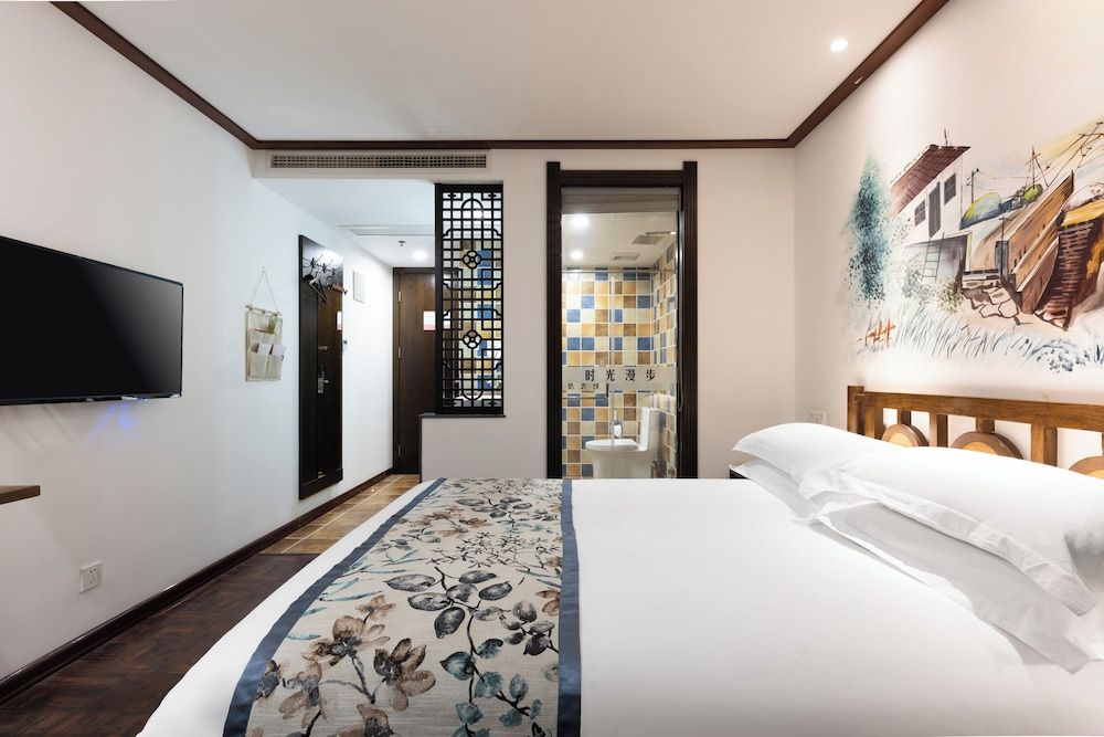 Classic Double Room