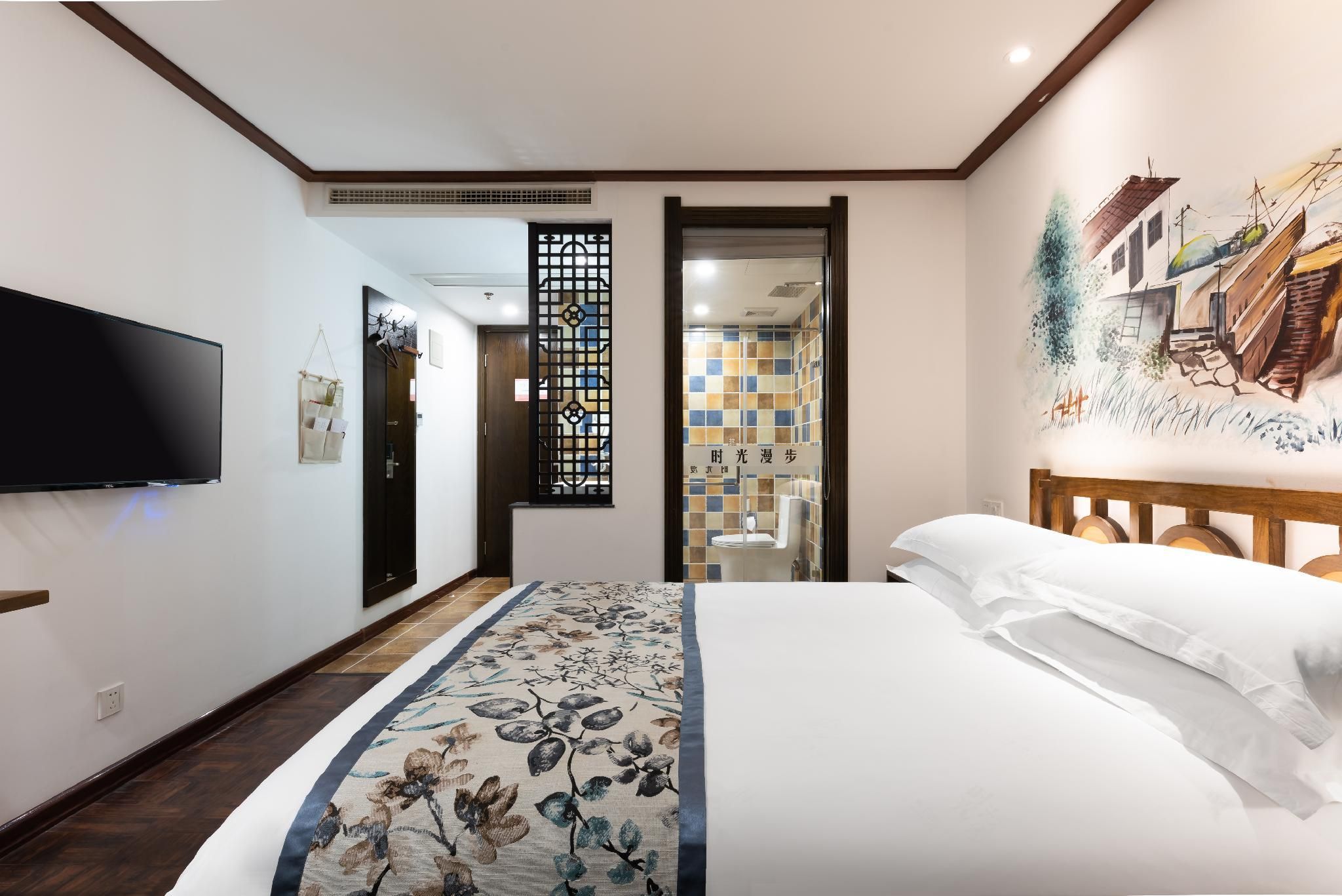 Economy King Room