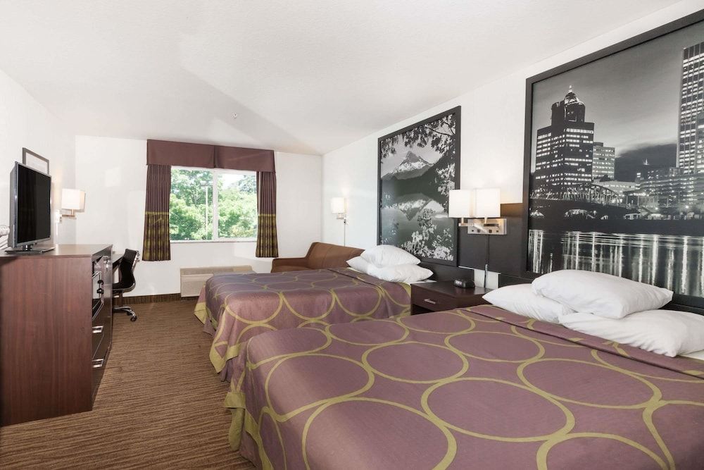 Upgraded, Studio Suite, 2 Queen Beds, Non Smoking
