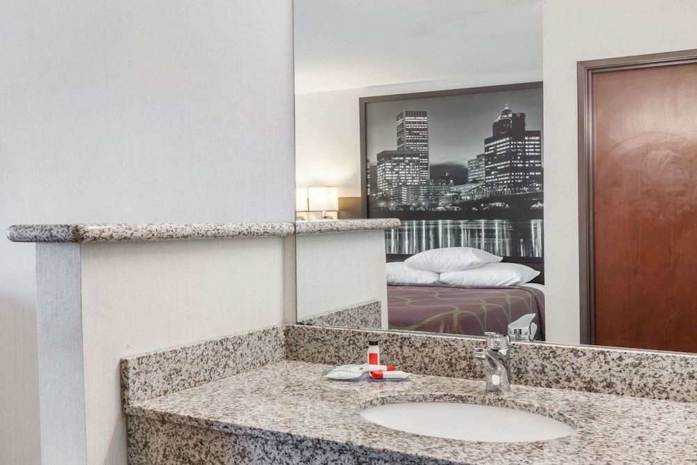 Studio Suite, 1 King Bed, Non Smoking