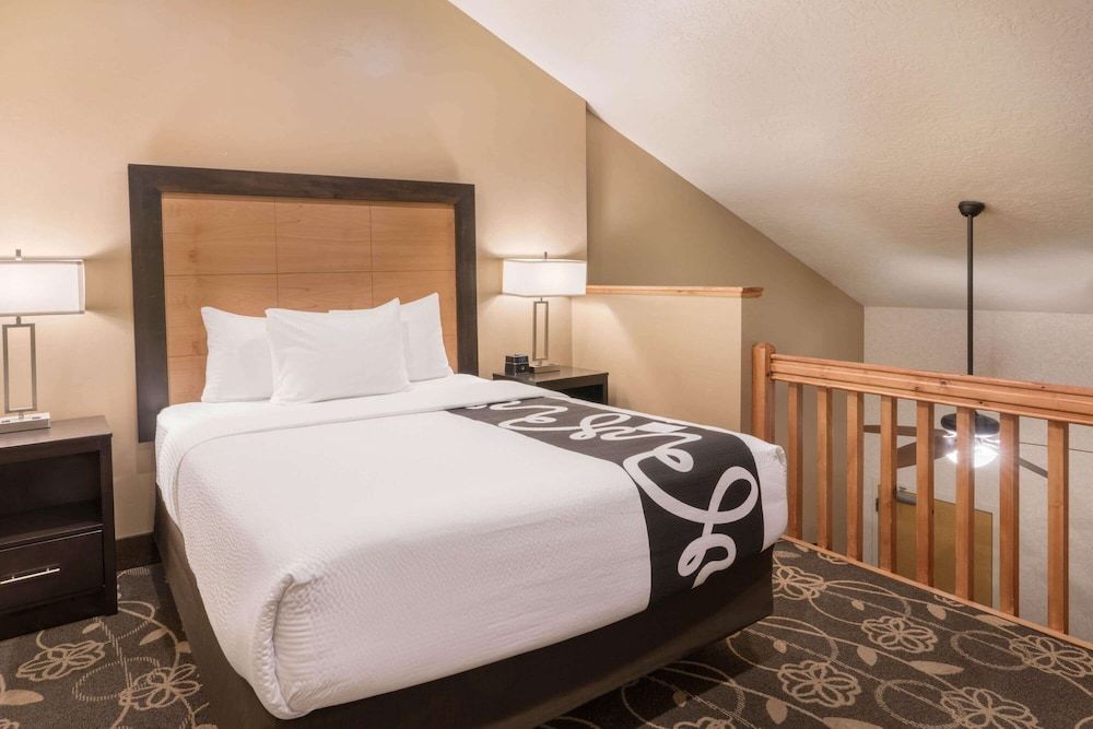Family Suite, Multiple Beds, Non Smoking (Loft)