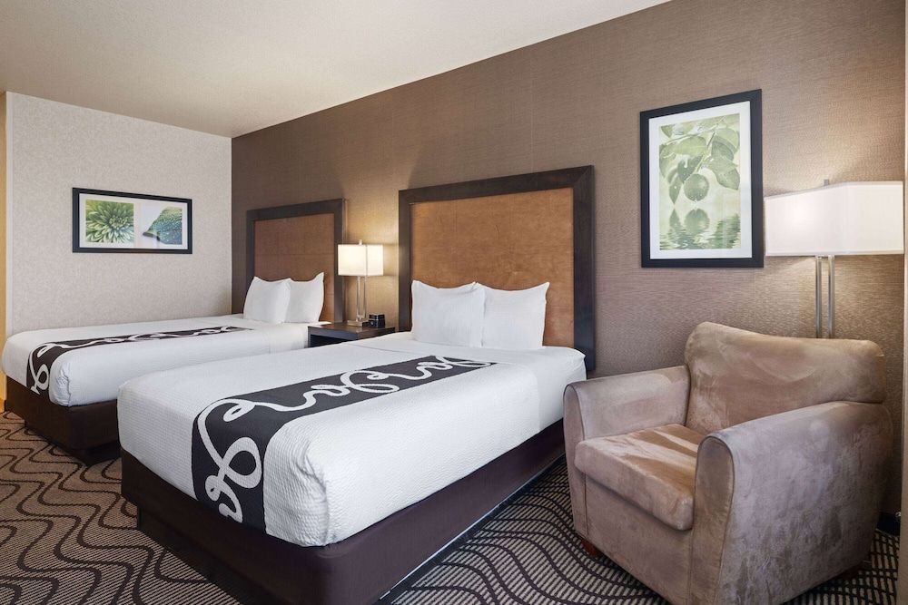 Room, 2 Queen Beds, Accessible, Non Smoking (Mobility/Hearing Impaired Accessible)