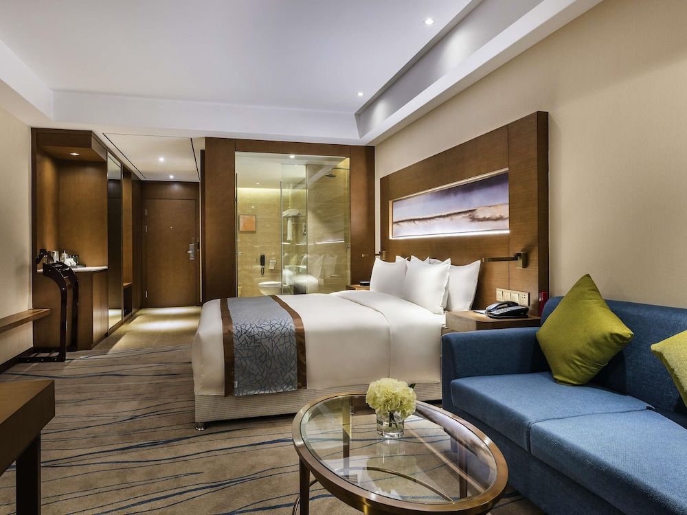 Deluxe Room, 1 King Bed