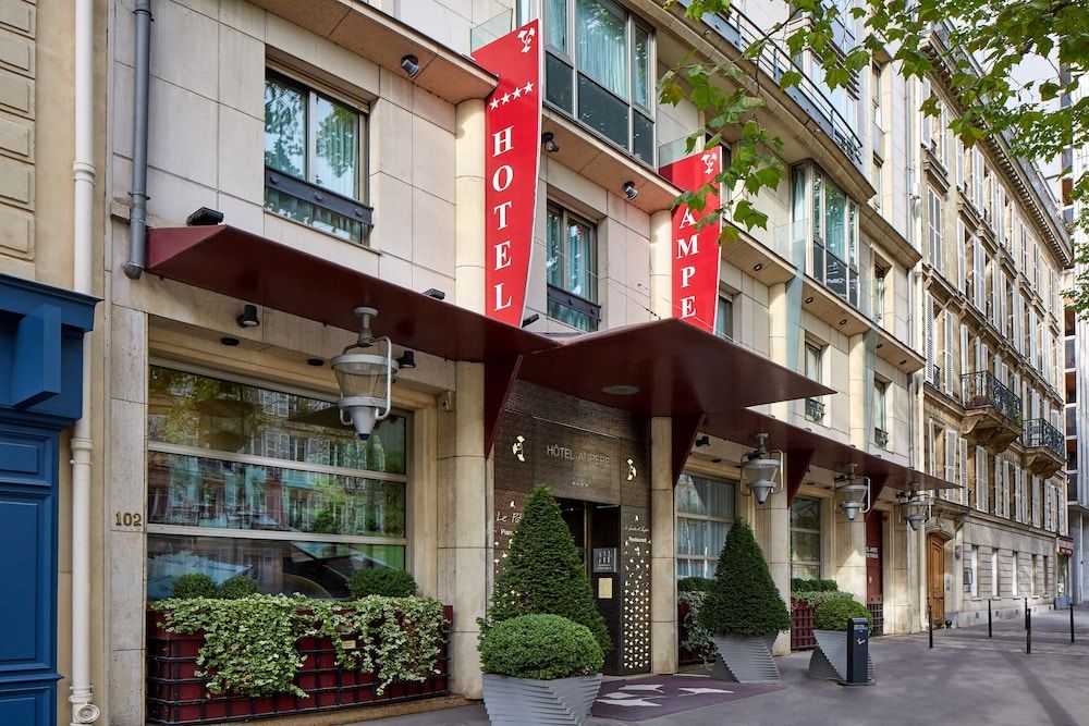 undefined Hotel Ampere 4