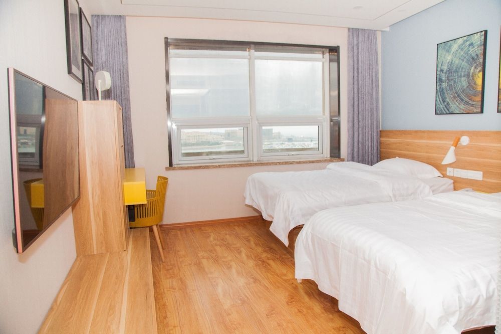 Superior Twin Room with Seaview (Mainland Chinese Citizen Only)