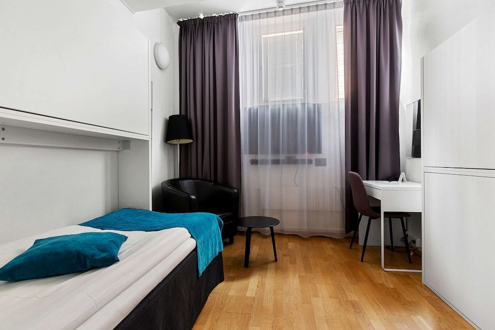 Best Western Kom Hotel Stockholm Standard Room, 2 Twin Beds, Non Smoking (Bunk beds) 3
