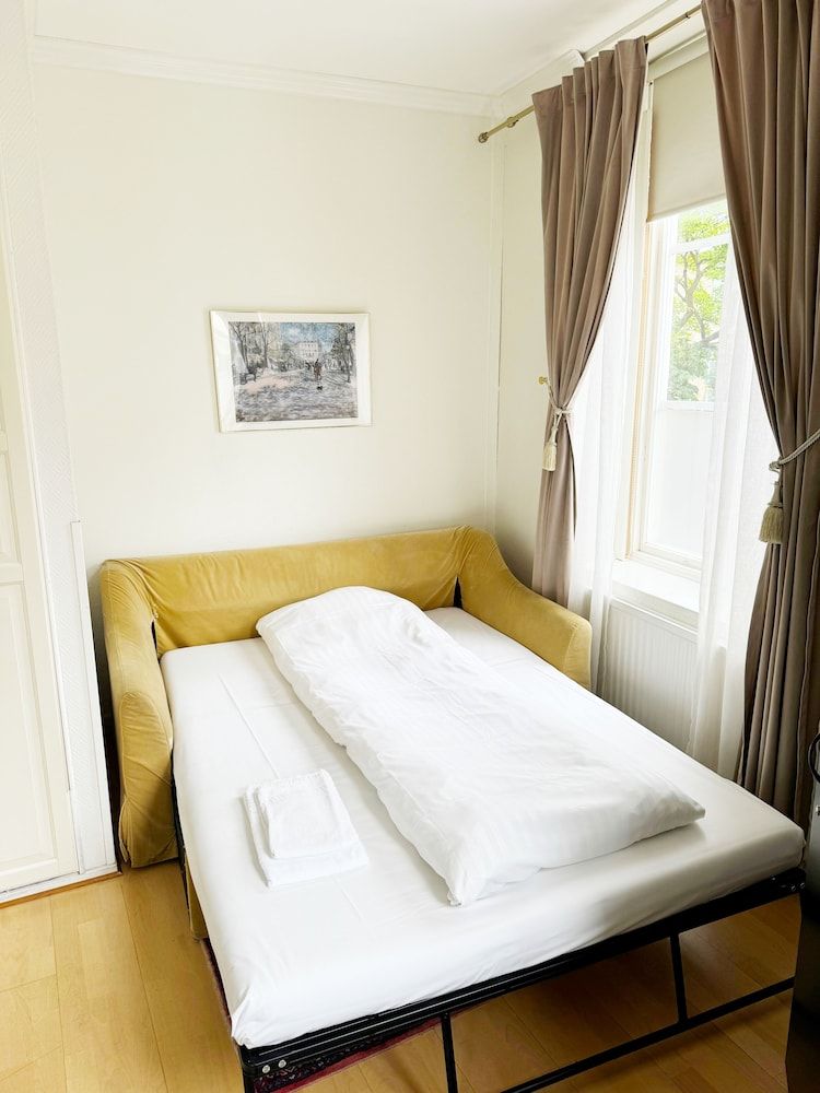 Hotel Concordia Family Double or Twin Room (Sofa bed) 4