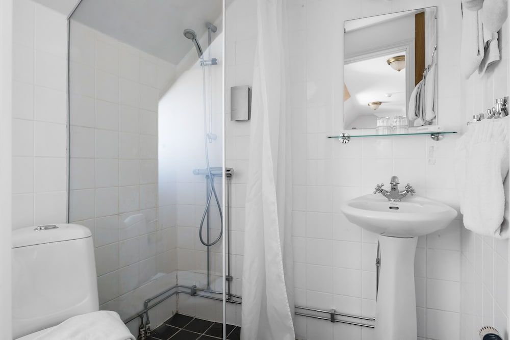 Hotel Concordia Family Double or Twin Room (Sofa bed) 11