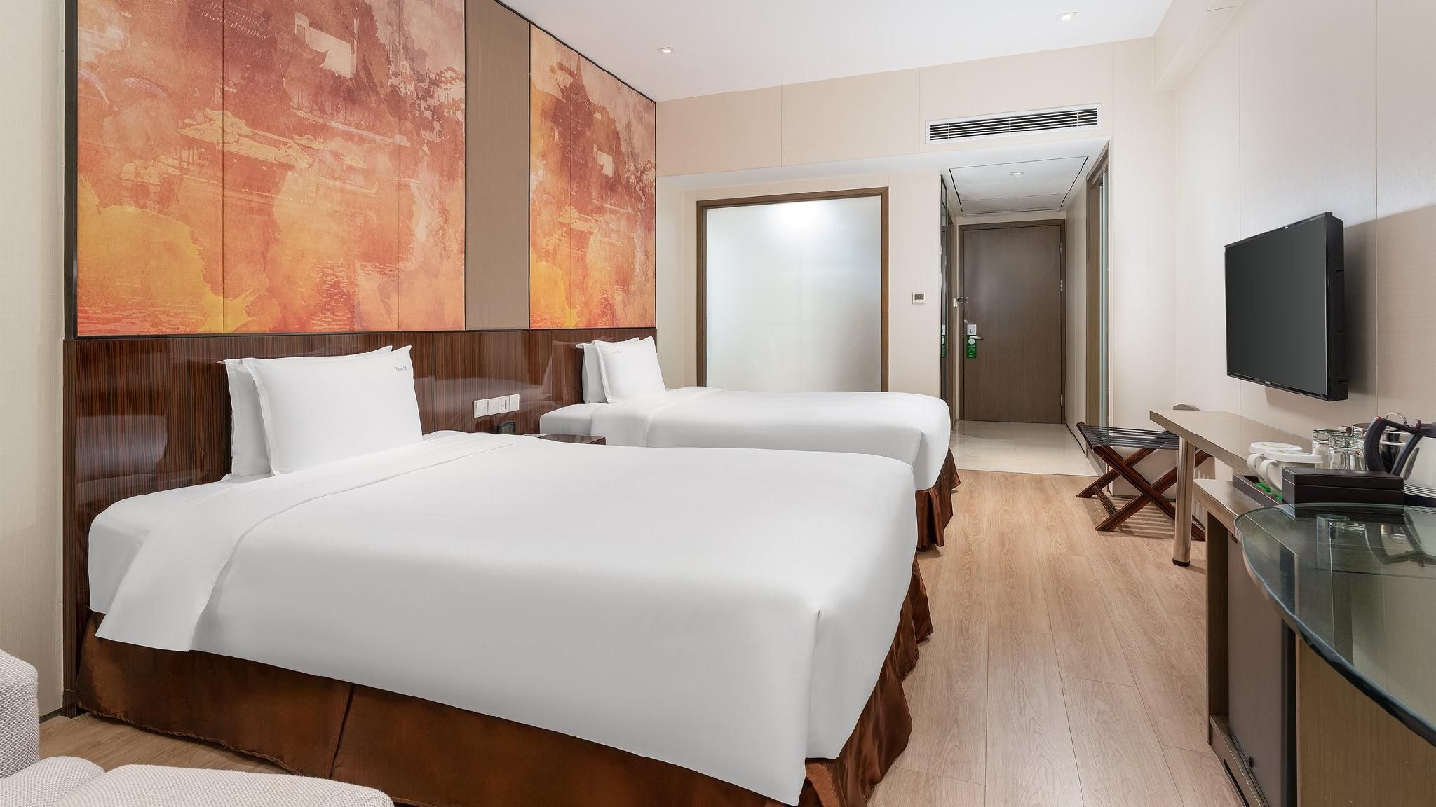 2 Twin Beds Standard Club Floor