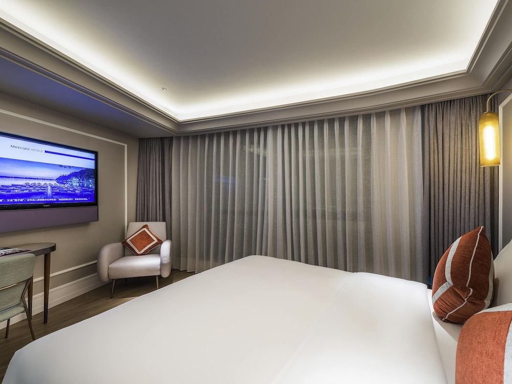 Superior Room, 1 King Bed