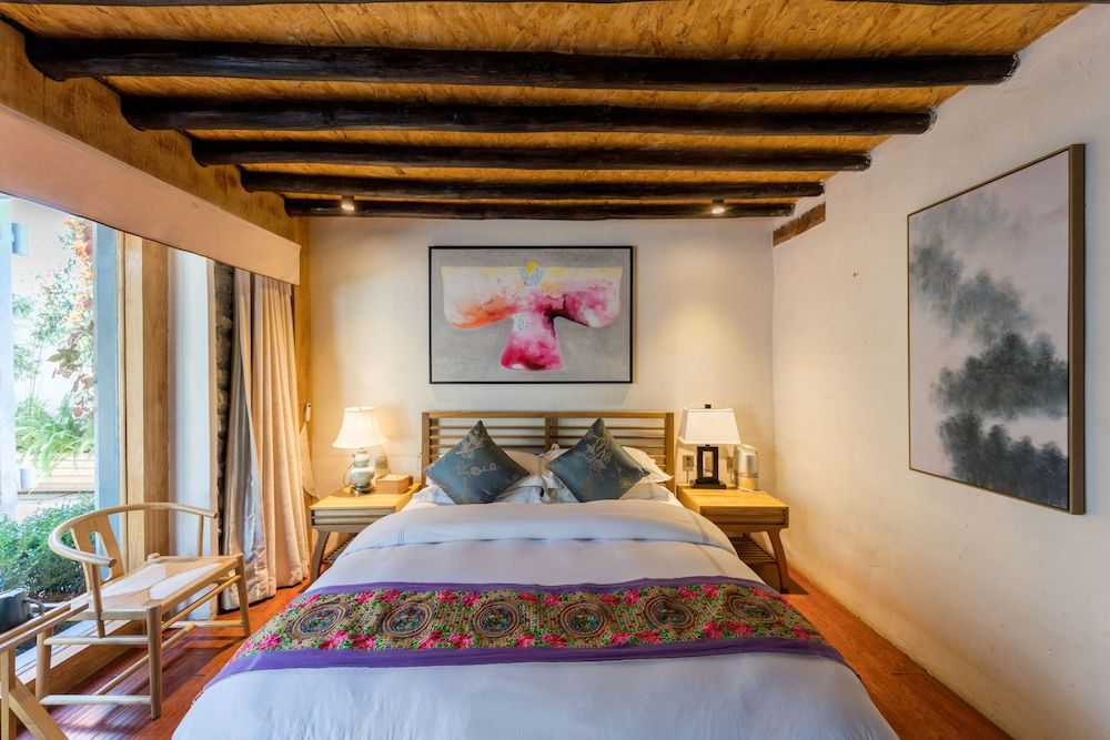 Dali Old Courtyard Boutique Inn Junior Double Room, Courtyard View