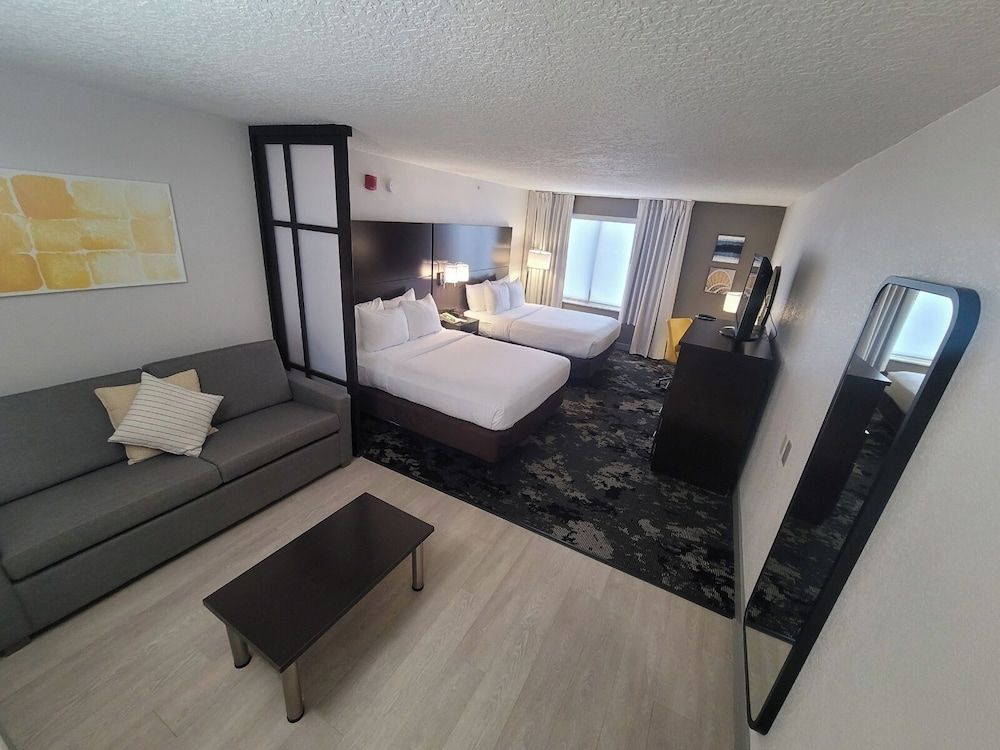 undefined Comfort Inn & Suites Near Universal Orlando Resort - Convention Ctr 9