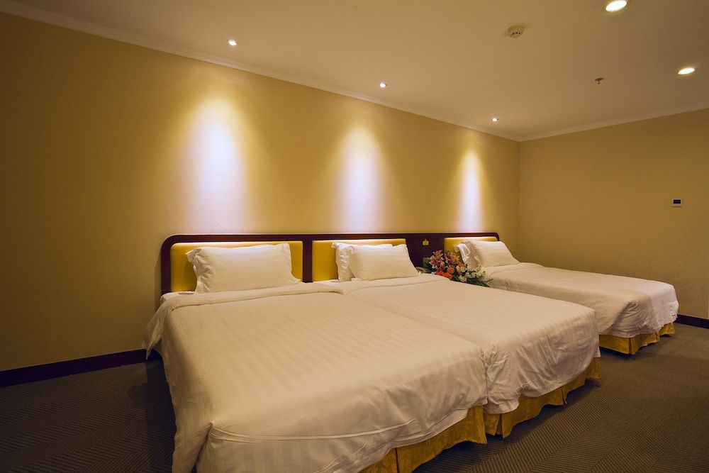 Superior Triple Room