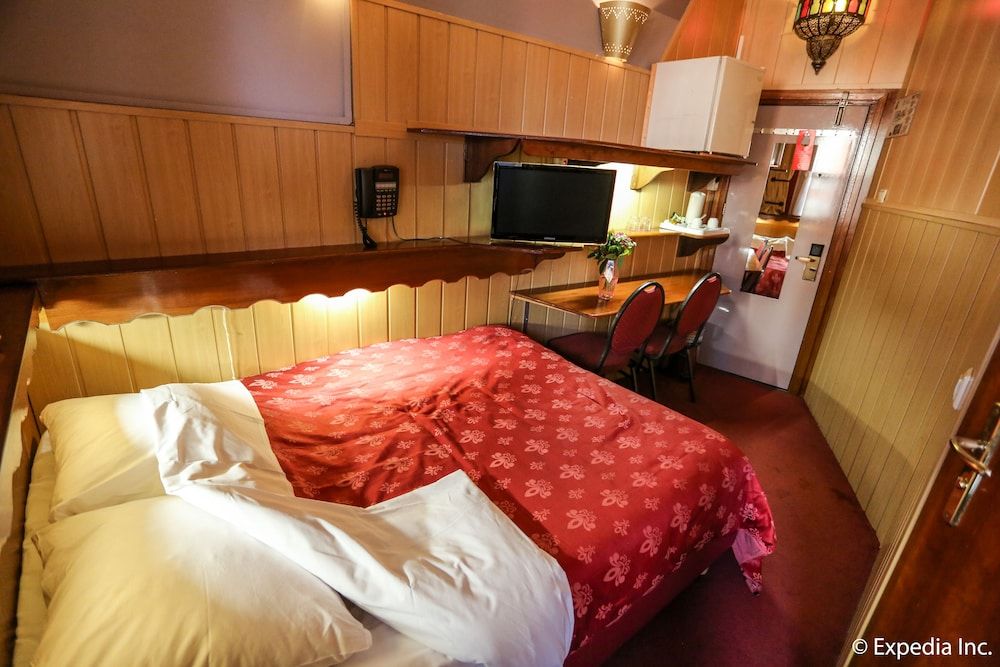 Nadia Hotel Amsterdam Standard Room, 1 Double Bed, Balcony 9