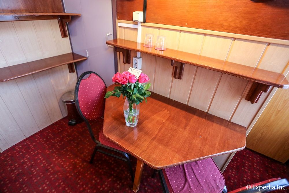 Nadia Hotel Amsterdam Standard Room, 1 Double Bed 13