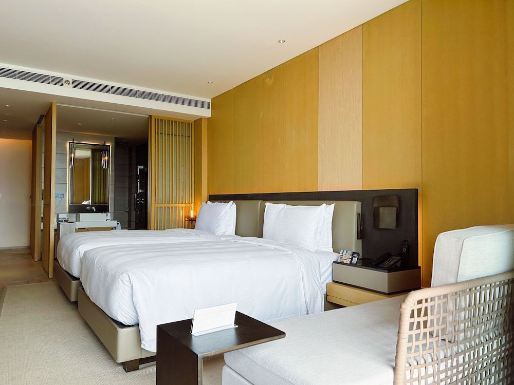 Doubletree Resort By Hilton Hainan - Xinglong Lakeside Premium Room, 2 Twin Beds, Lake View 2