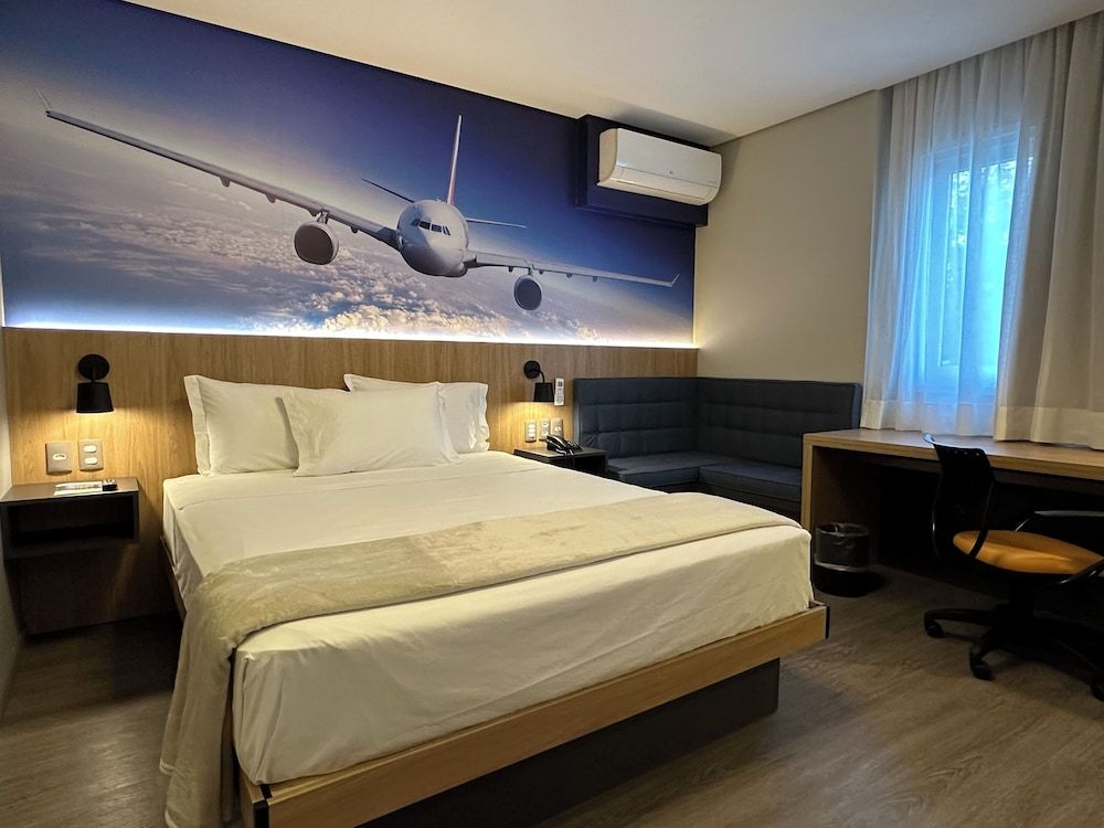 Quarto Casal Premier