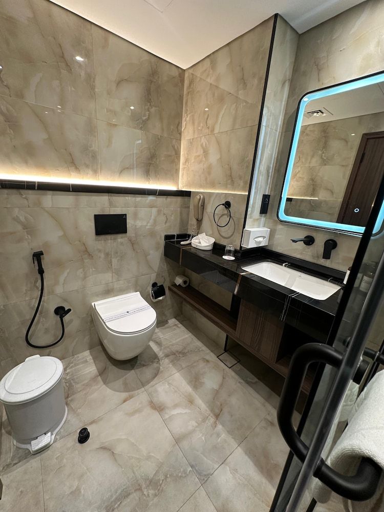 Dubai Grand Hotel by Fortune Standard Twin Room 8