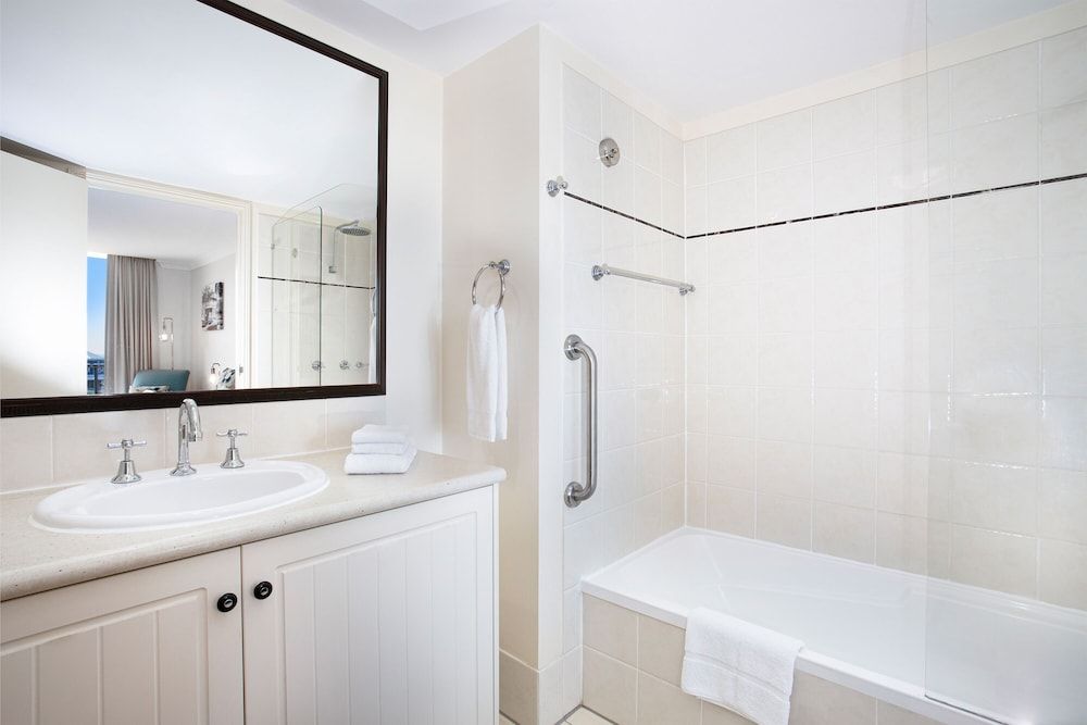 Mantra Esplanade Room, City View (Hotel) 6