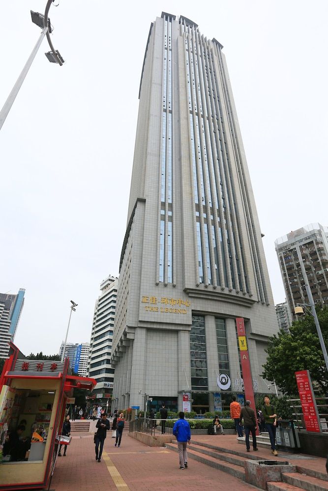 undefined YOYO International Apartment 6