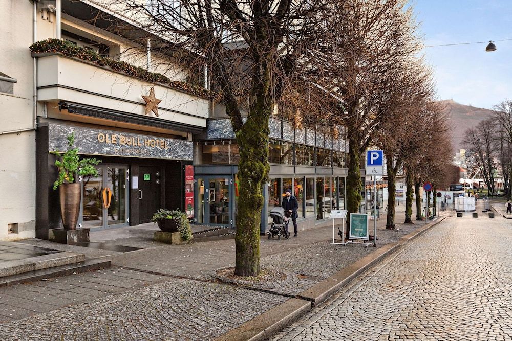 undefined Ole Bull, Best Western Signature Collection 10