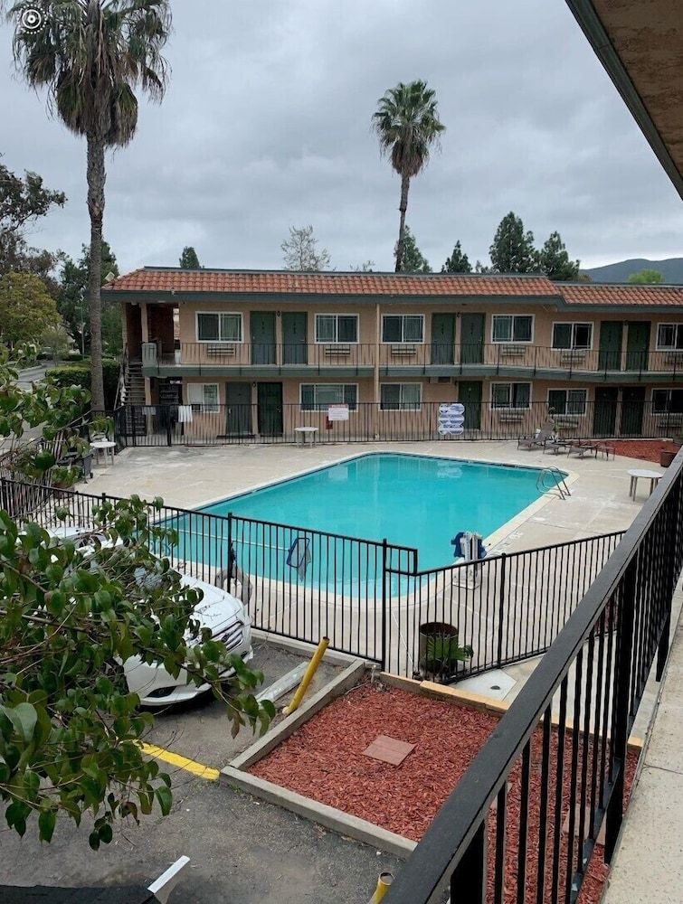 Americas Best Value Inn Thousand Oaks