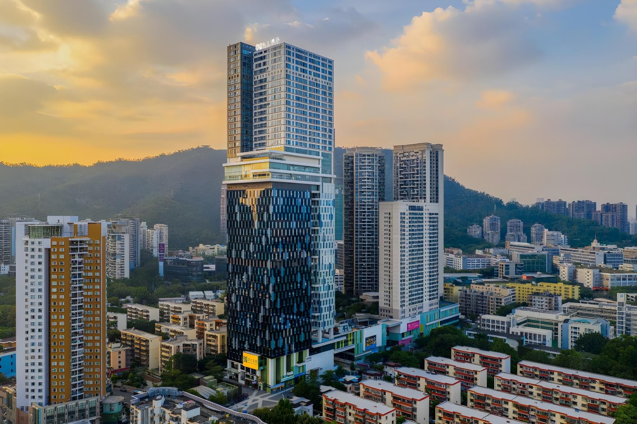 undefined The Clouds Apartment 10