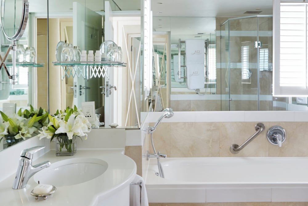 undefined The Twelve Apostles Hotel and Spa 10