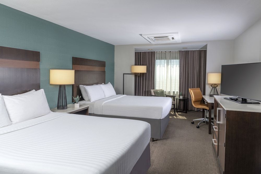 Deluxe Room, 2 Queen Beds (OCEAN VIEW 2 QUEEN)