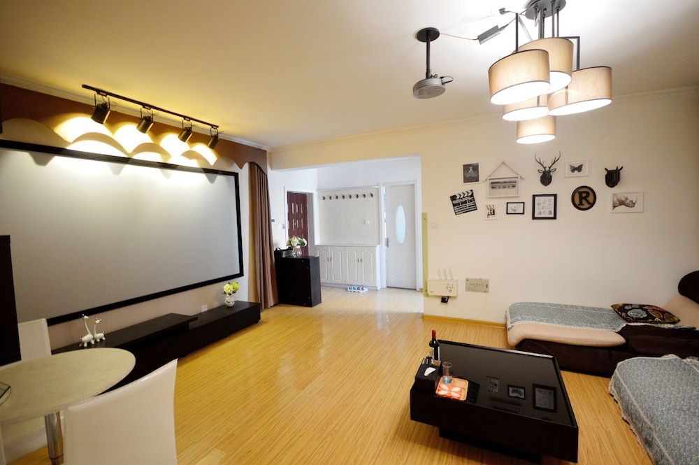 Signature Suite