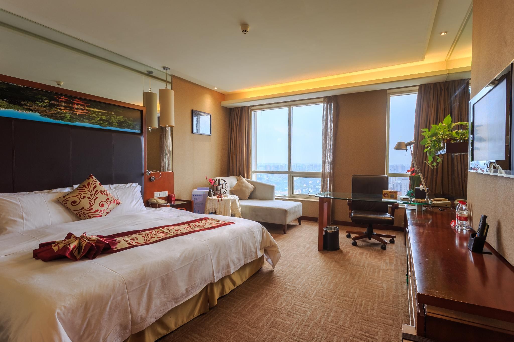 Luxury Room 1 Queen Bed Superior View