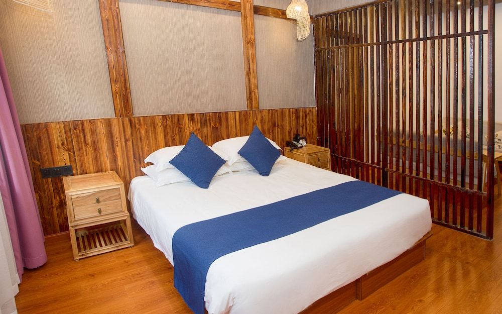 Shanghai Linxi Hotel-Free shuttle bus to Pudong Airport and Disneyland