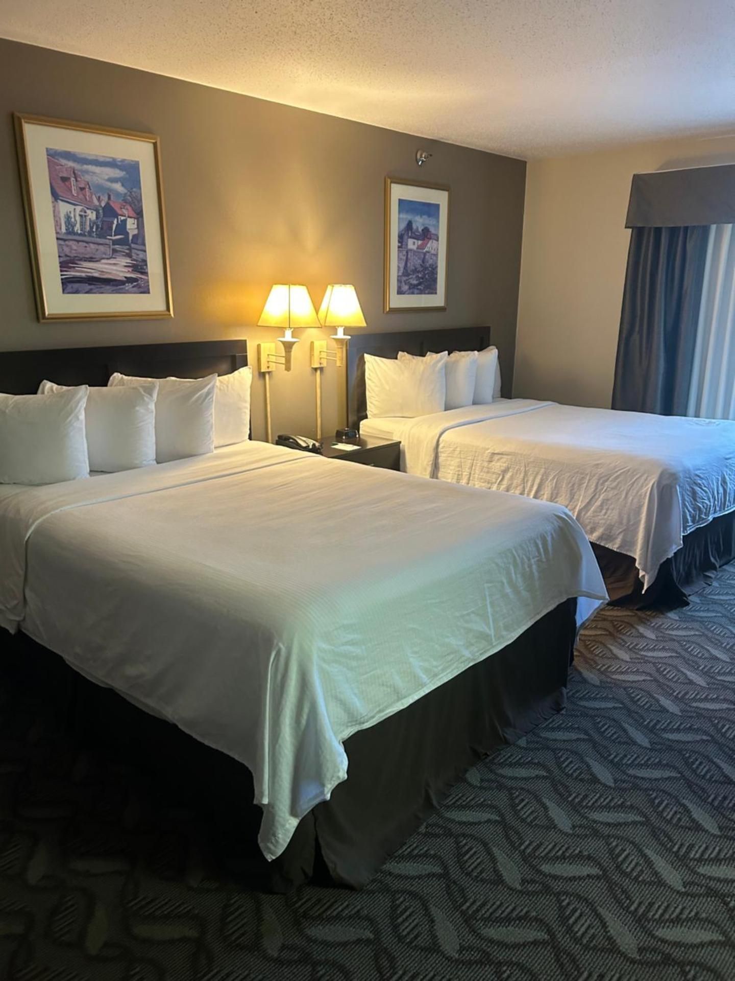2 Queen Beds Non-Smoking