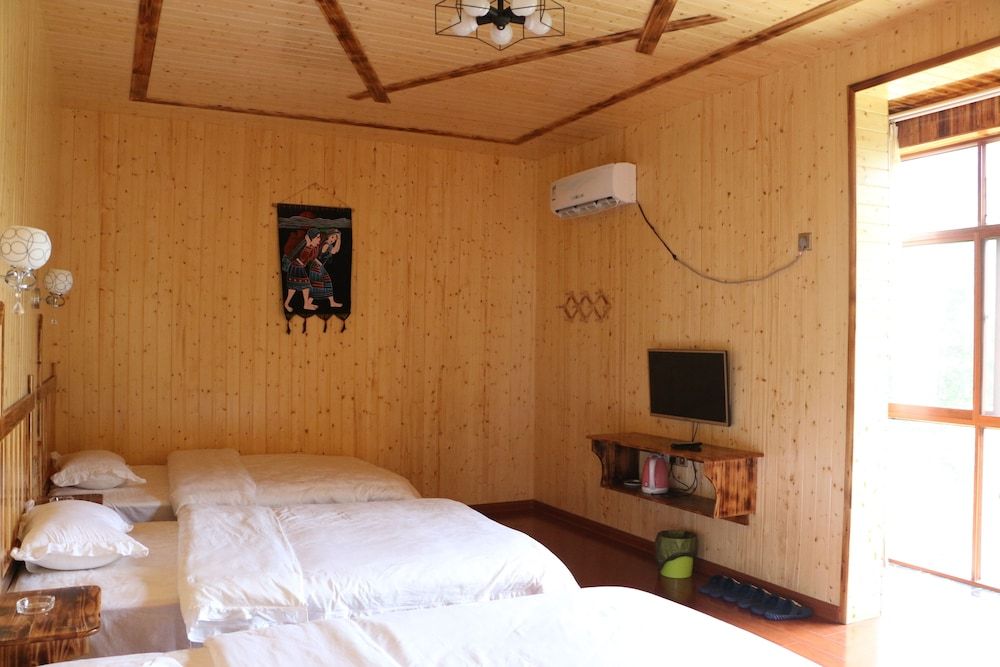 Superior Triple Room with Balcony