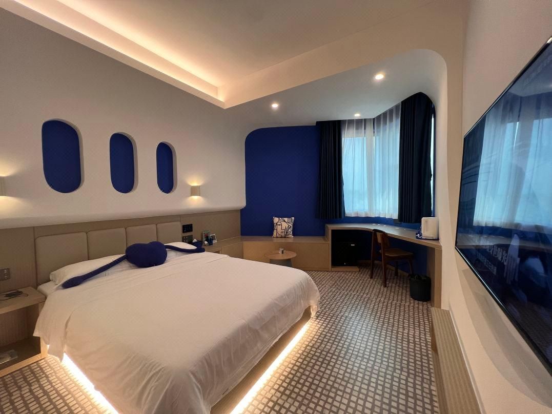 Theme Room