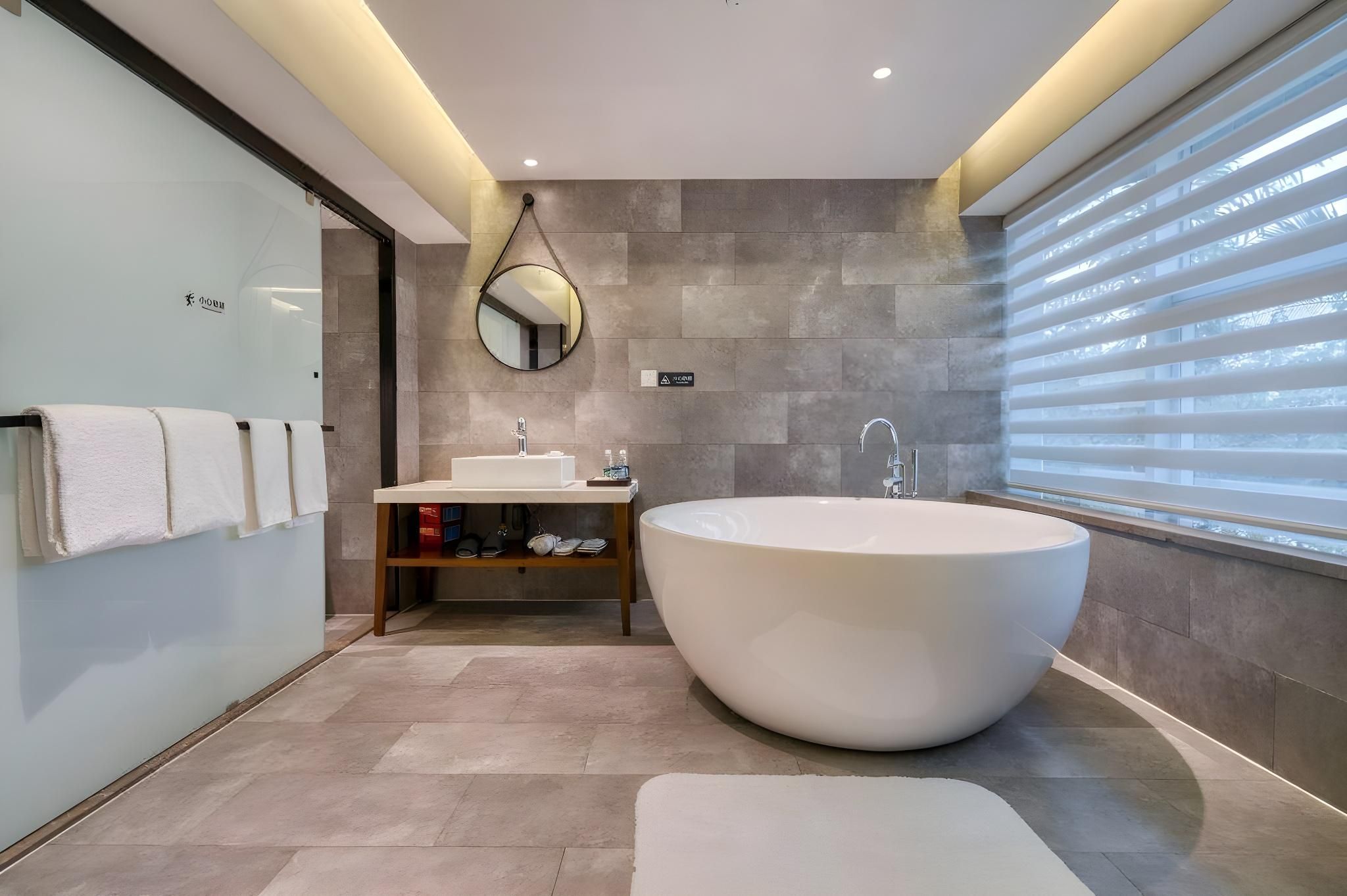 Deluxe Queen - 1 Bathroom