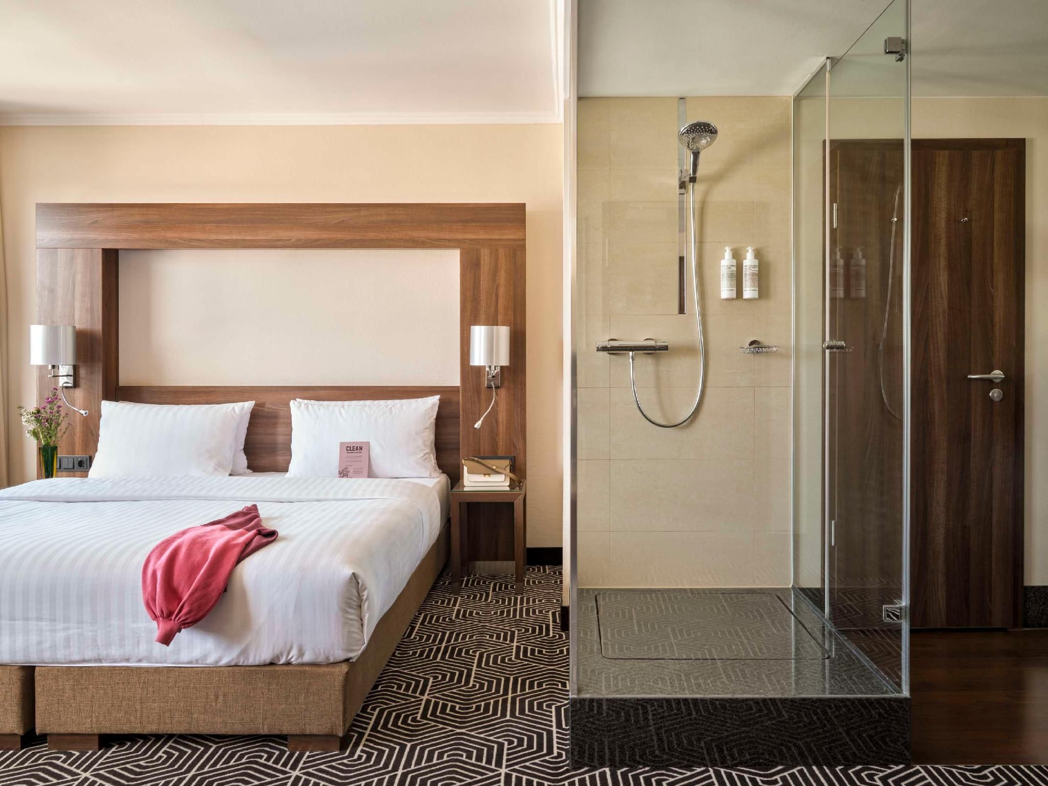 undefined Flemings Hotel Frankfurt Main-Riverside 9