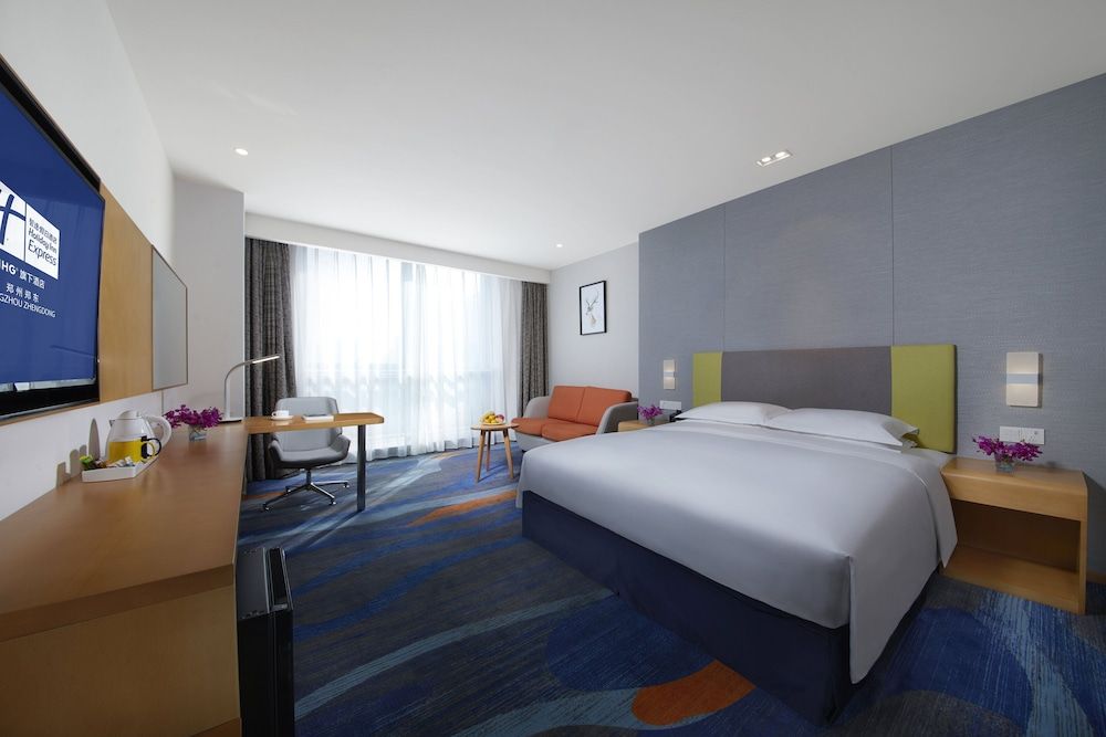 Standard Room, 1 King Bed (High Floor)