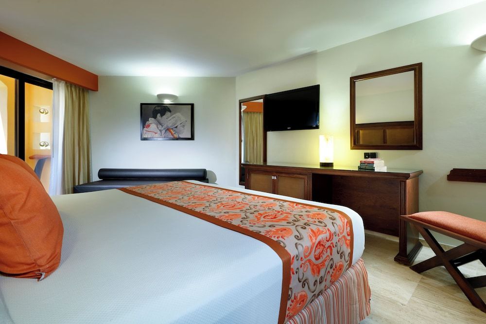 Grand Palladium Vallarta Resort & Spa - All Inclusive Deluxe Garden View 5