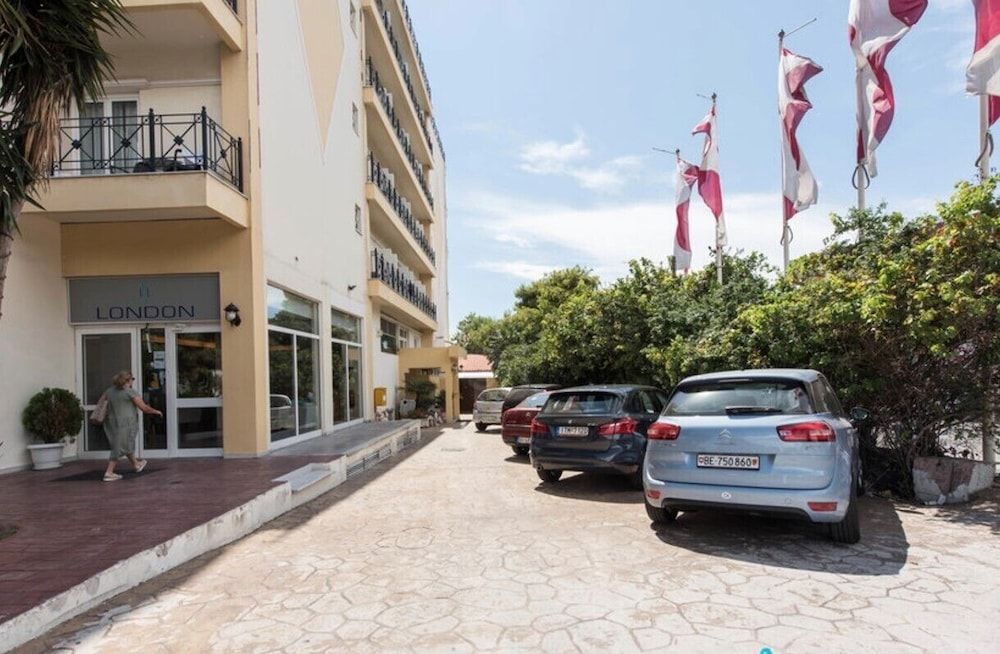 Check-in Check-out Kiosk