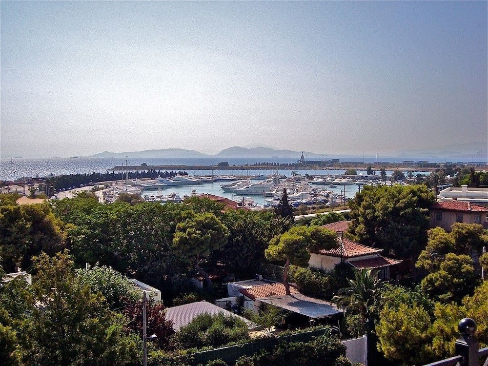 London Hotel Double or Twin Room, Sea View 4