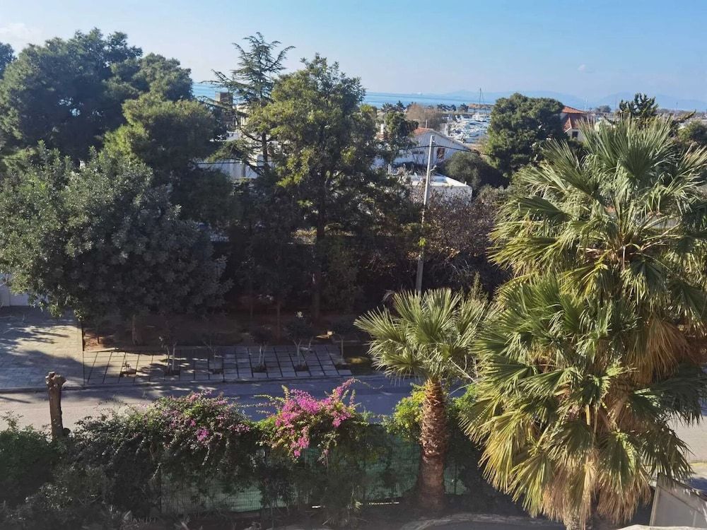 London Hotel Double or Twin Room, Garden View 5