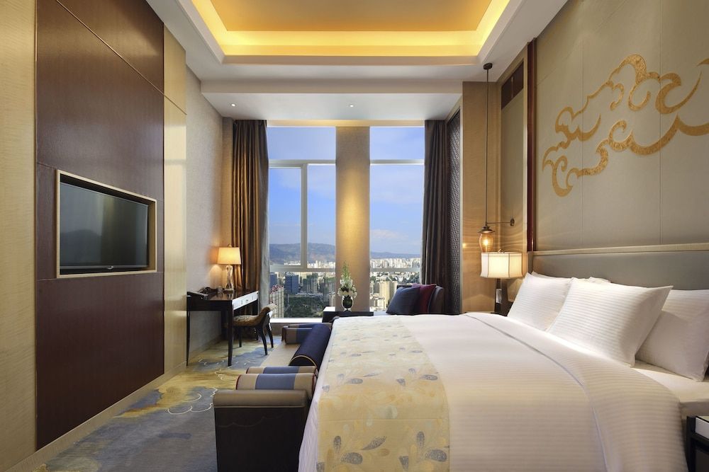 Wanda Vista Xining Grand Deluxe King Room 3