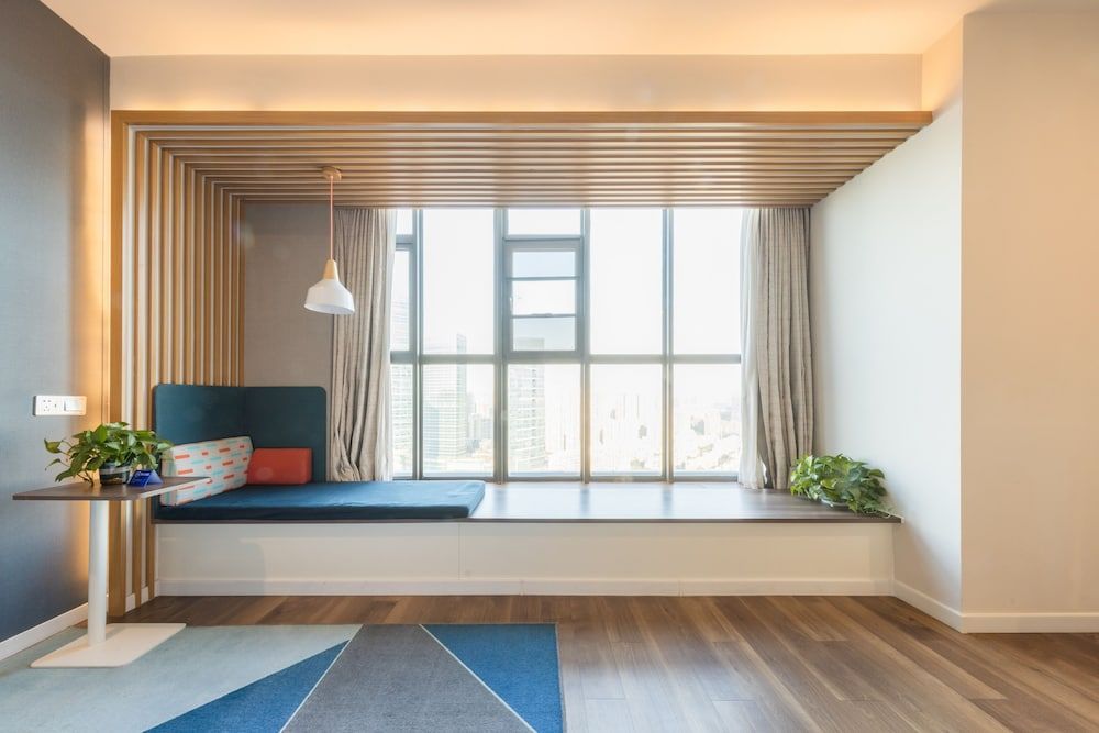 Standard Room, 1 King Bed, City View (Minifridge)