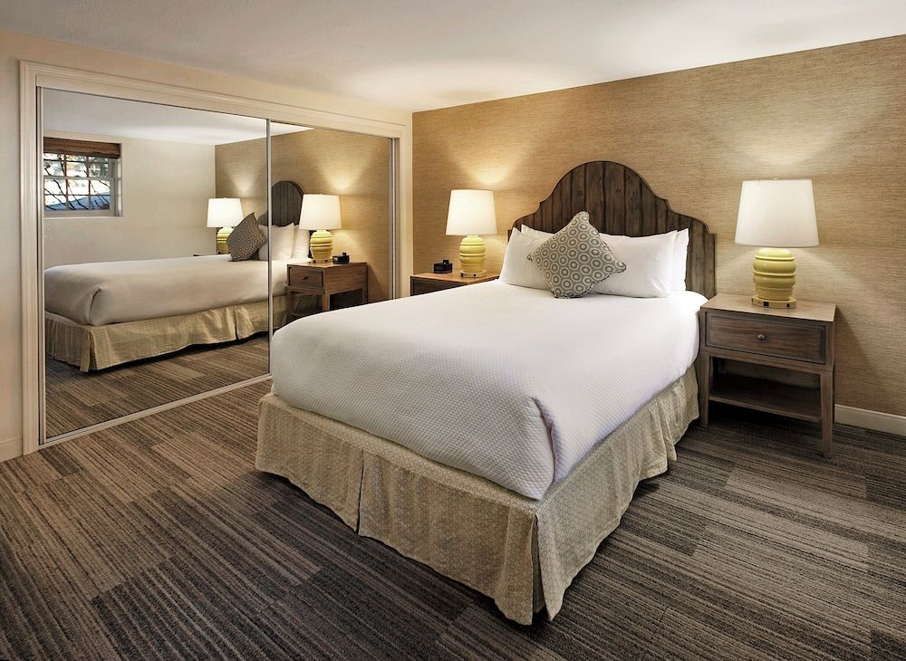 FogCatcher Inn Family Suite, Multiple Beds, Kitchen, Resort View